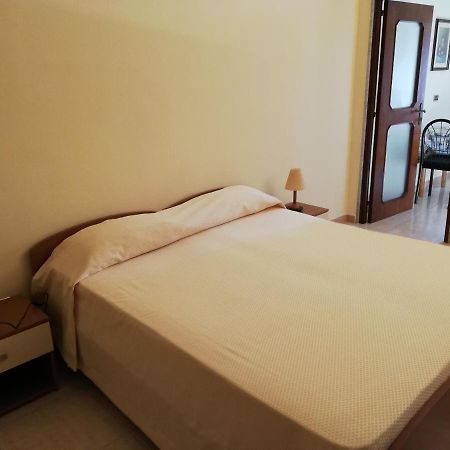 Lucia'S Apartaments Бари Экстерьер фото
