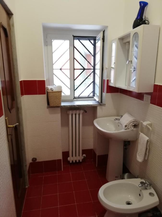Lucia'S Apartaments Бари Экстерьер фото