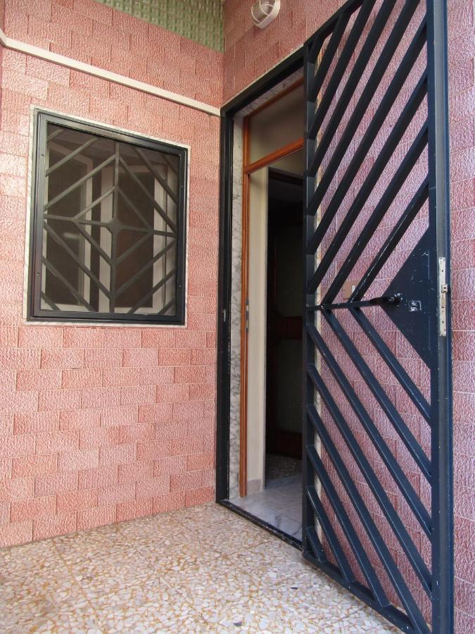 Lucia'S Apartaments Бари Экстерьер фото